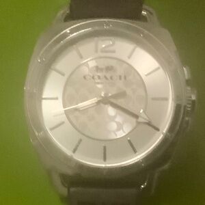 Women’s Coach Watch